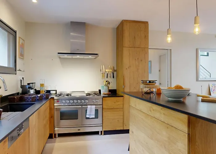 Villa Expat Renting - Le Lumineux - Design - Wi-fi